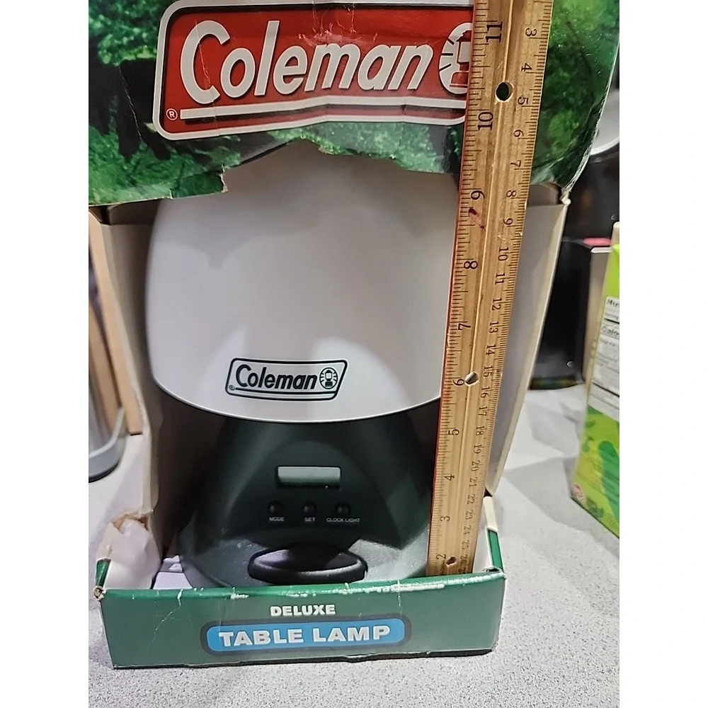 Coleman Deluxe Table Lamp Lantern Model 5372-710 with Box Untested 2003
